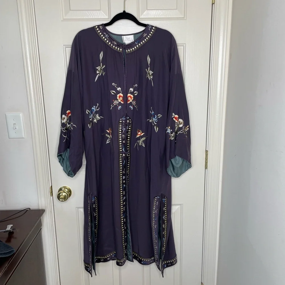 Soft Surroundings silk and embroidered kimono robe plum and tea | L - Picture 1 of 14